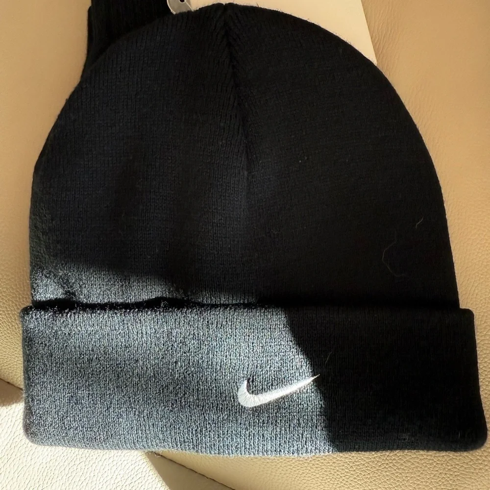 Nike kids Black Gloves and hat with White Logo